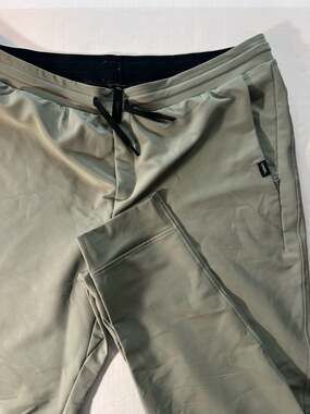 UNRL Men's Apex Jogger Pants Olive Green Size 2XL